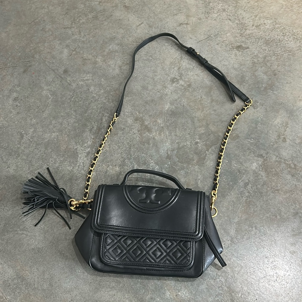 Tory burch black purse